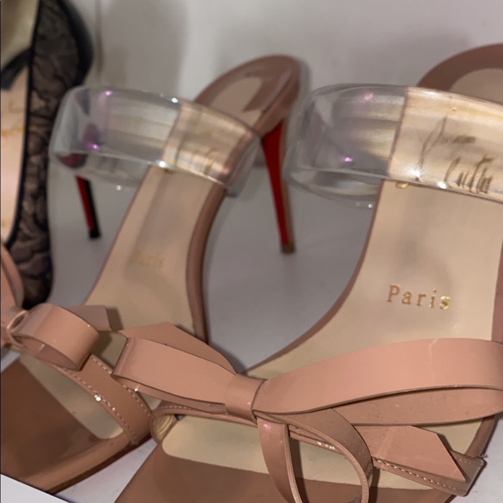 CHRISTIAN LOUBOUTIN NODO
